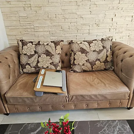 In The Heart Of Plovdiv&free Parking Apartment