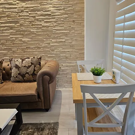 Apartment Center-near Old Town,kapana,free Parking And High Speed Wi-fi