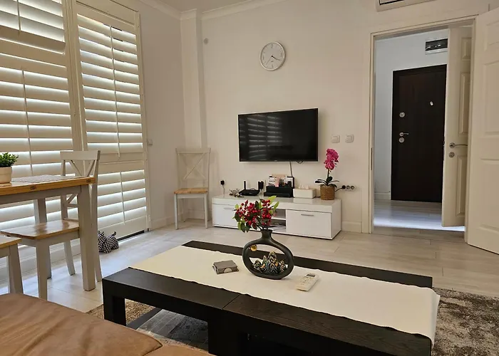 In The Heart Of Plovdiv&free Parking